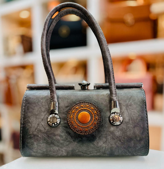 VINTAGE BAGS